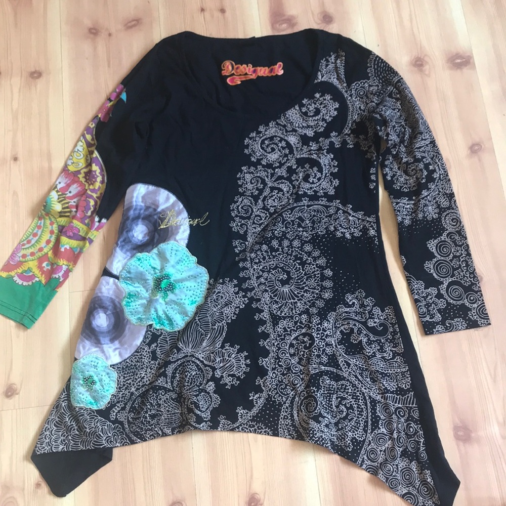 Desigual Black Tunic with Teal Floral Appliqué and Multicolor Sleeve